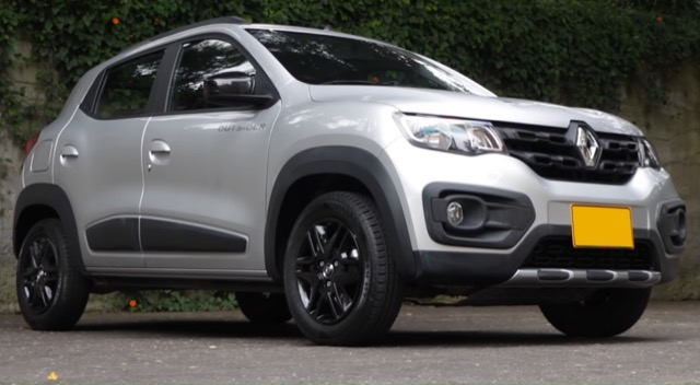 Renault Kwid Outsider visto de frente em três quartos
